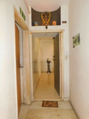 Furnished Amenities in 6 BHK Apartment at Dhavalgiri CHS, Goregaon East – for Sale