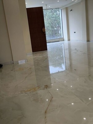 Room in  Office Space at Rajouri Garden – for Rent