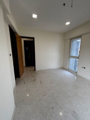 Room in 2 BHK Apartment at Ekta Tripolis, Goregaon West – for Sale