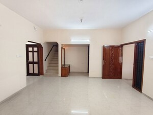 Room in 3 BHK Independent House at Thiruvanmiyur – for Sale