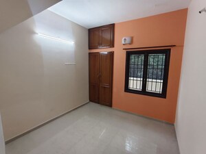Room in 3 BHK Independent House at Thiruvanmiyur – for Sale