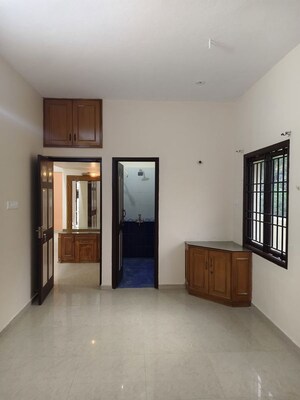 Room in 3 BHK Independent House at Thiruvanmiyur – for Sale