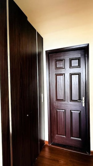 Building Lobby in 3 BHK Apartment at Wave Amore, Sector 32 – for Sale