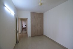 3 BHK + Servant Room Apartment For Rent in Ireo The Corridors
