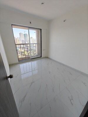 1 BHK Apartment For Rent in Metropolis Bayside, Kasarvadavali