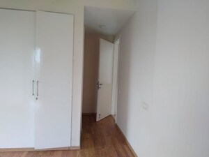 Room in 3 BHK Apartment at Ireo The Corridors, Sector 67a – for Rent