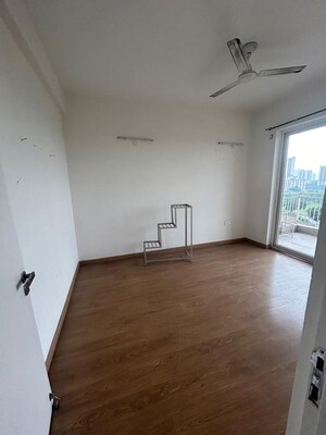 Room in 3 BHK Apartment at Godrej Air Sector 85, Sector 85 – for Rent