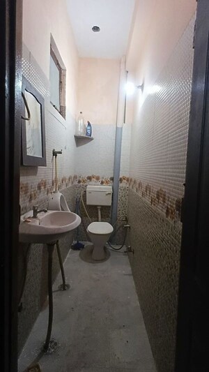 Attached Bathroom in  Office Space at Indra Nagar Colony – for Rent