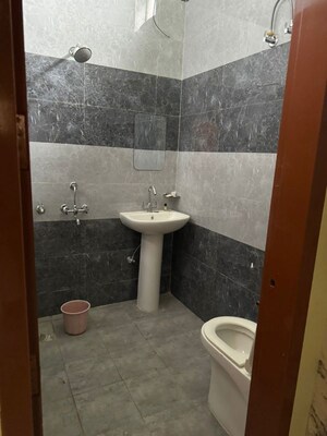 Bathroom in 2 BHK Independent House at Banjarawala – for Rent