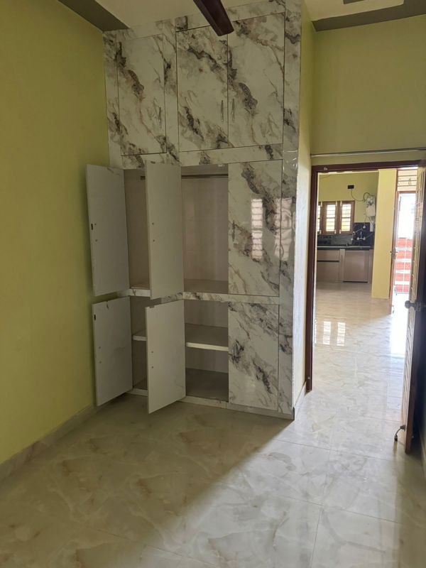 2 BHK Independent House For Rent in Banjarawala