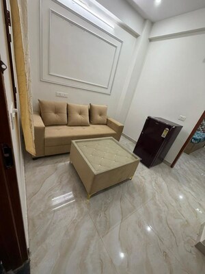 Living Room in 1.5 BHK Builder Floor at Huda Market, Sector 31 – for Rent