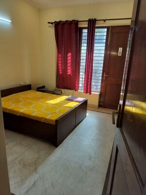2 BHK Builder Floor For Rent in Sector 40