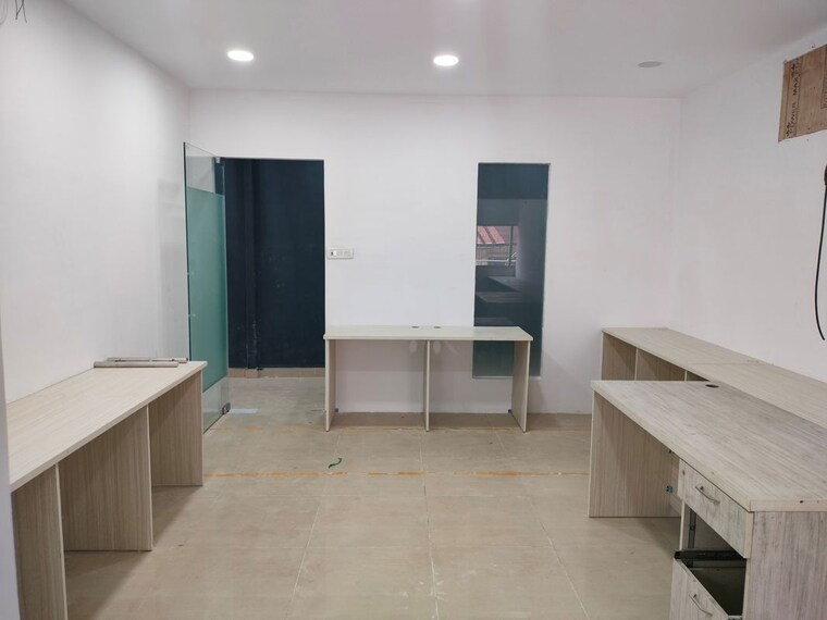 Room, sector 59 Commercial Office Space 500 Sq.Ft. In Sector 59 Noida 10241745
