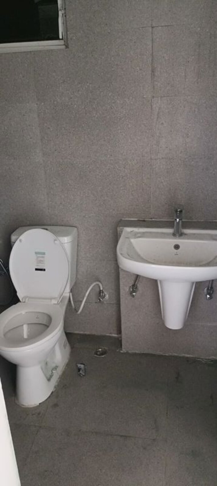 Bathroom, apex-our-homes 2 Bedroom 572 Sq.Ft. Apartment In Sector 37c Gurgaon 10241761