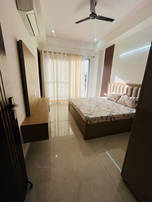 Kitchen in 1.5 BHK Builder Floor at SAS Tower, Sector 38 – for Rent