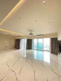 4 BHK + Pooja Room,Servant Room Apartment For Sale in K Hemani Bay View