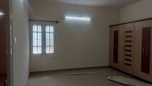 Room in 3 BHK Apartment at Jubilee Hills – for Rent