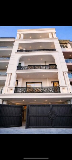 4 BHK Builder Floor – Exterior View View at Kohli One Malibu Town Plot, Sector 47 - for Sale