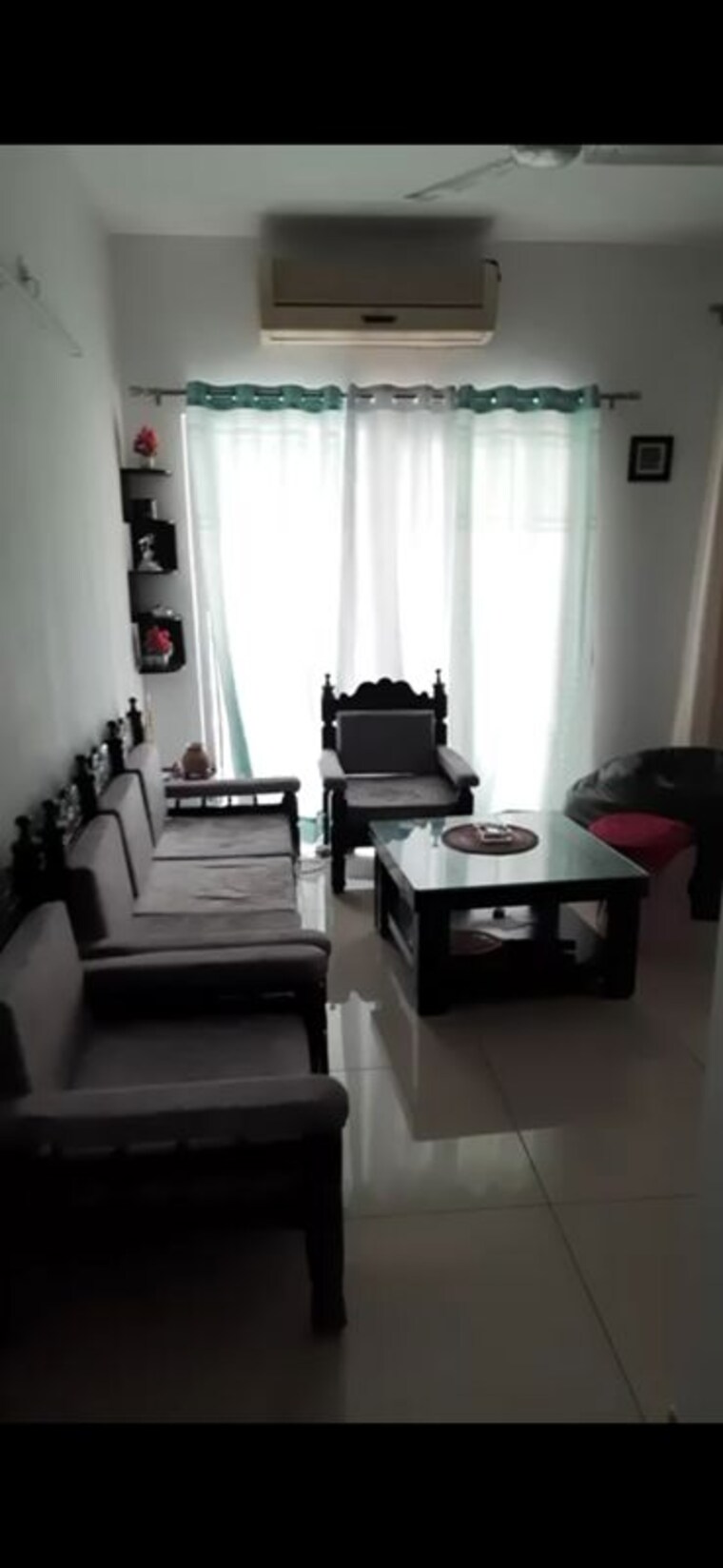 Living Room, sector 16 greater noida 3 Bedroom 1350 Sq.Ft. Apartment In Sector 16 Greater Noida Greater Noida 10232765