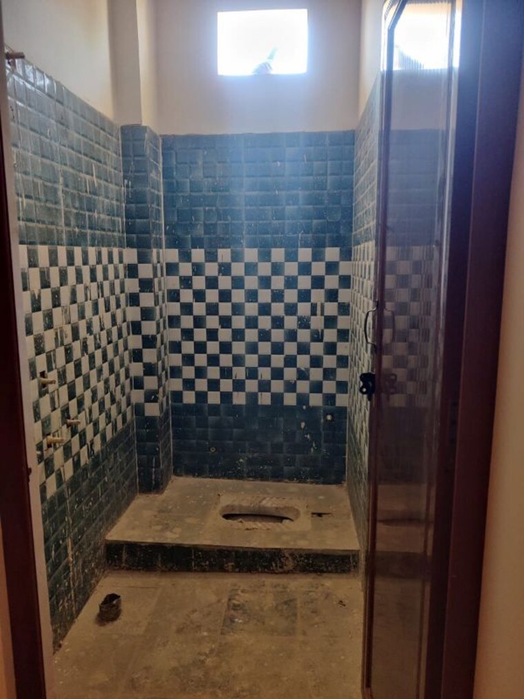 Bathroom, uttam nagar 2 Bedroom 531 Sq.Ft. Builder Floor In Uttam Nagar Delhi 10241402