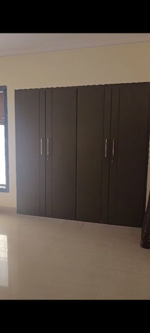 Room in 2 BHK Apartment at Regency Towers, Kavesar – for Sale