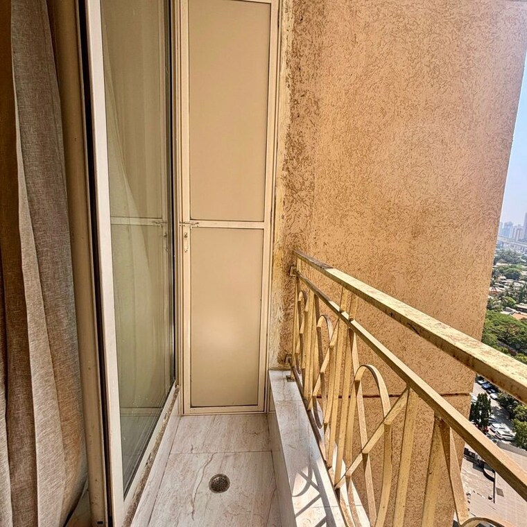 Balcony, one-hiranandani-park 2 Bedroom 560 Sq.Ft. Apartment In Ghodbunder Road Thane 10242014