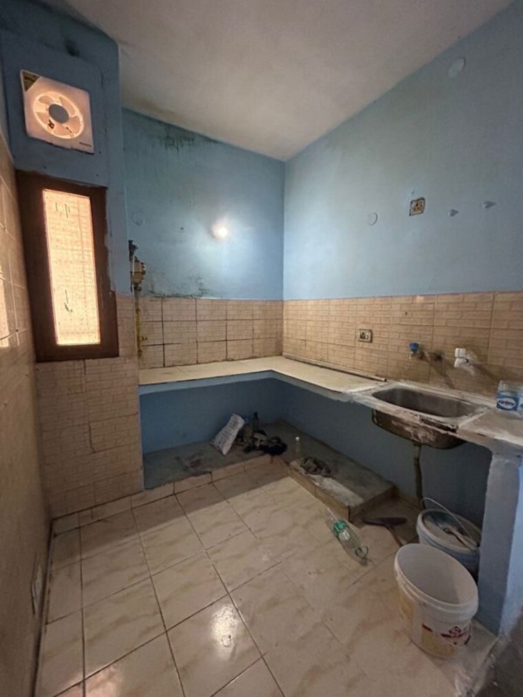 Kitchen, govindpuri 1 Bedroom 540 Sq.Ft. Builder Floor In Govindpuri Delhi 10242094