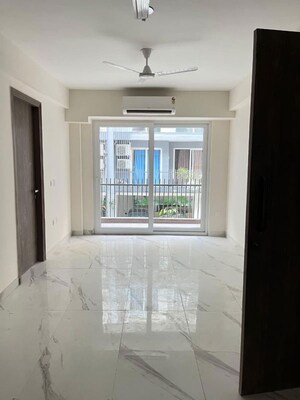 Room in 2.5 BHK Apartment at Godrej Air Sector 85, Sector 85 – for Sale