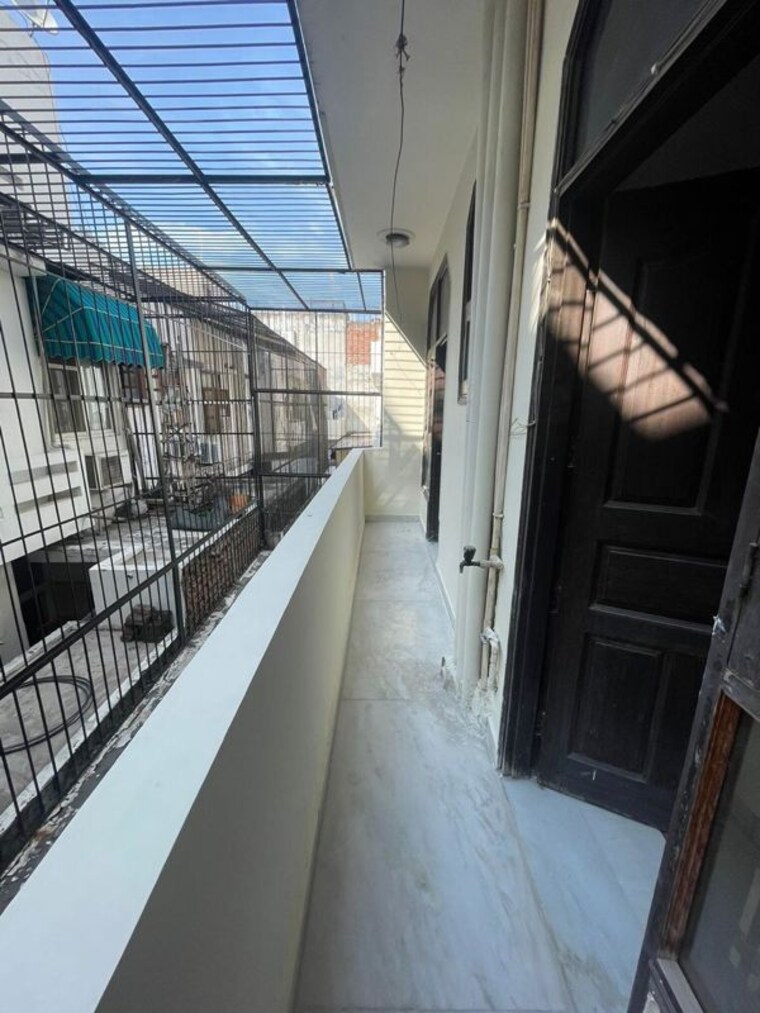Balcony, sector 41 2 Bedroom 1550 Sq.Ft. Independent House In Sector 41 Noida 10242207