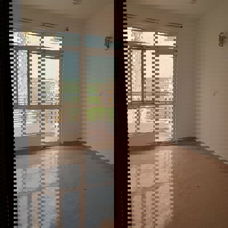 3 BHK 1775 Sq.Ft. Apartment in Supertech Czar Villa