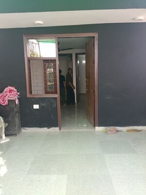 Room in 1.5 BHK Builder Floor at Malviya Nagar – for Rent