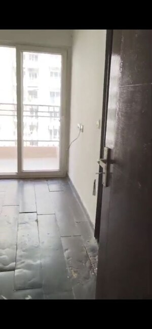 2 BHK Apartment For Sale in Ajnara Le Garden Phase II, Sector 16b Greater Noida