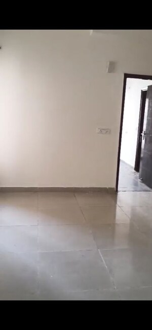 Furnished Amenities in 2 BHK Apartment at Ajnara Le Garden Phase II, Sector 16b Greater Noida – for Sale
