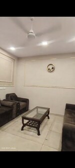 1 BHK 800 Sq.Ft. Builder Floor in Lajpat Nagar 4