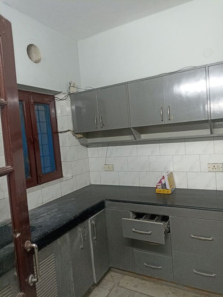 Kitchen, sector 31 2 Bedroom 1450 Sq.Ft. Independent House In Sector 31 Noida 10242271