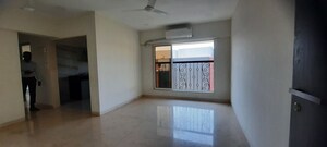 Room in 2 BHK Apartment at Chandiwala Pearl Castle, Andheri West – for Rent