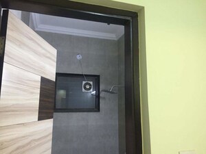 Kitchen in 2.5 BHK Builder Floor at Sector 85 – for Sale