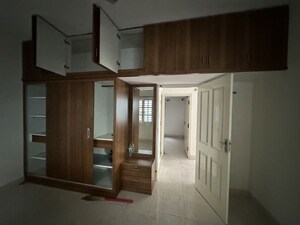 Furnished Amenities in 2 BHK Builder Floor at Kempegowda Nagar – for Rent