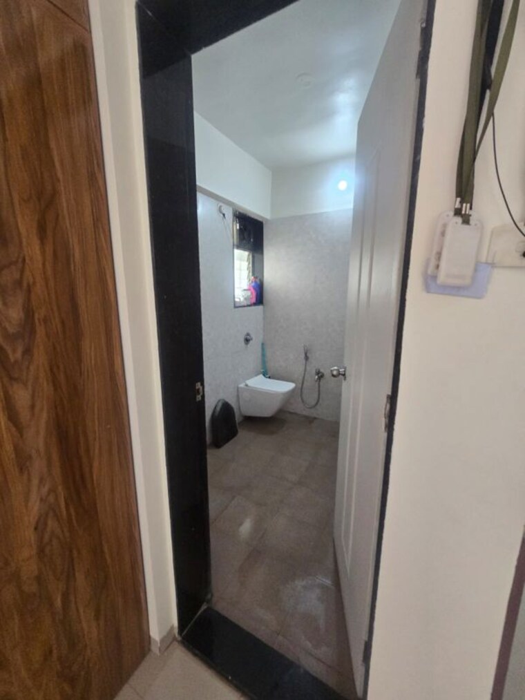 Bathroom, duville-riverdale 2 Bedroom 741 Sq.Ft. Apartment In Kharadi Pune 10242567