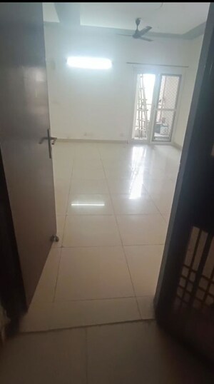 Building Lobby in 3 BHK Apartment at Ajnara Grand Heritage, Sector 74 – for Rent