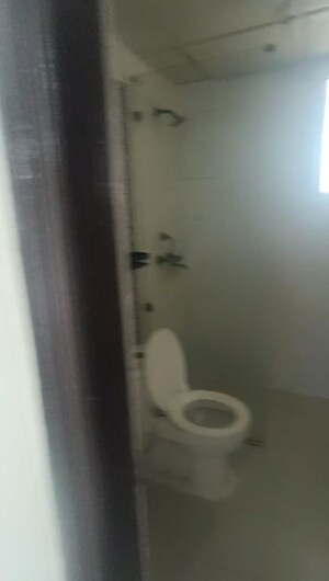 Bathroom in 3 BHK Apartment at Ajnara Grand Heritage, Sector 74 – for Rent