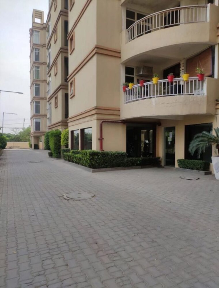 Exterior View, ansal-housing-woodbury 3 Bedroom 1600 Sq.Ft. Apartment In Patiala Road Zirakpur 10242386