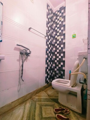 Bathroom in 3 BHK Builder Floor at Mansa Ram Park – for Rent