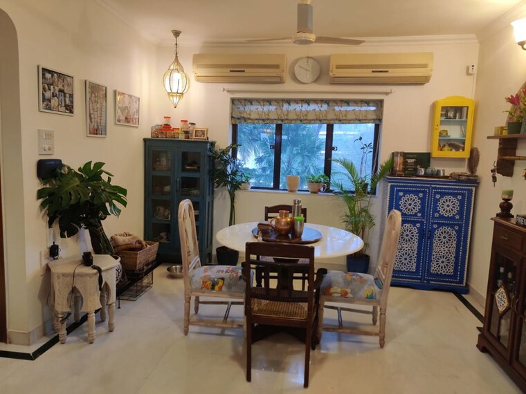 Living Room, landmark-building-bandra-west 2 Bedroom 1000 Sq.Ft. Apartment In Bandra West Mumbai 10242627
