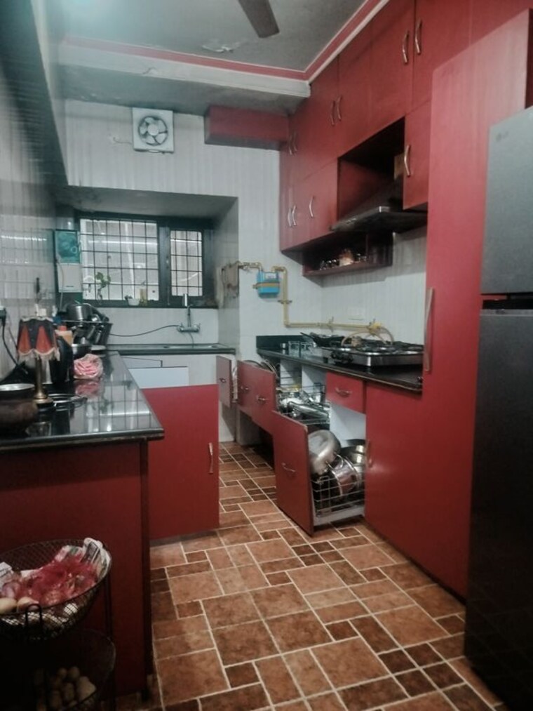 Kitchen, vasant kunj 3 Bedroom 1700 Sq.Ft. Apartment In Vasant Kunj Delhi 10242683