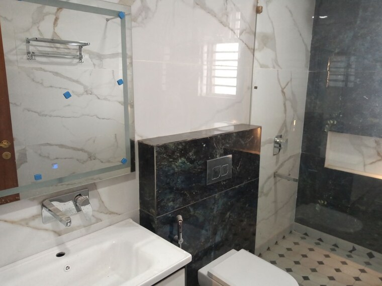 Team Area, tdi-the-grand-retreat 4 Bedroom 500 Sq.Yd. Builder Floor In Sector 88 Faridabad 10242631