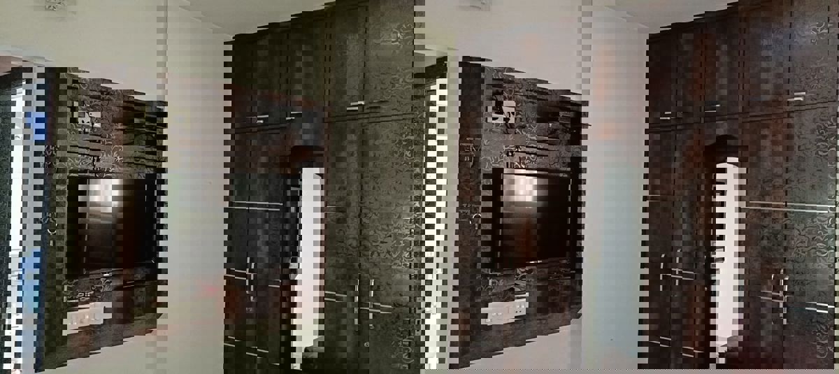 3 BHK 1350 Sq.Ft. Apartment in Hyde Park Galaxy