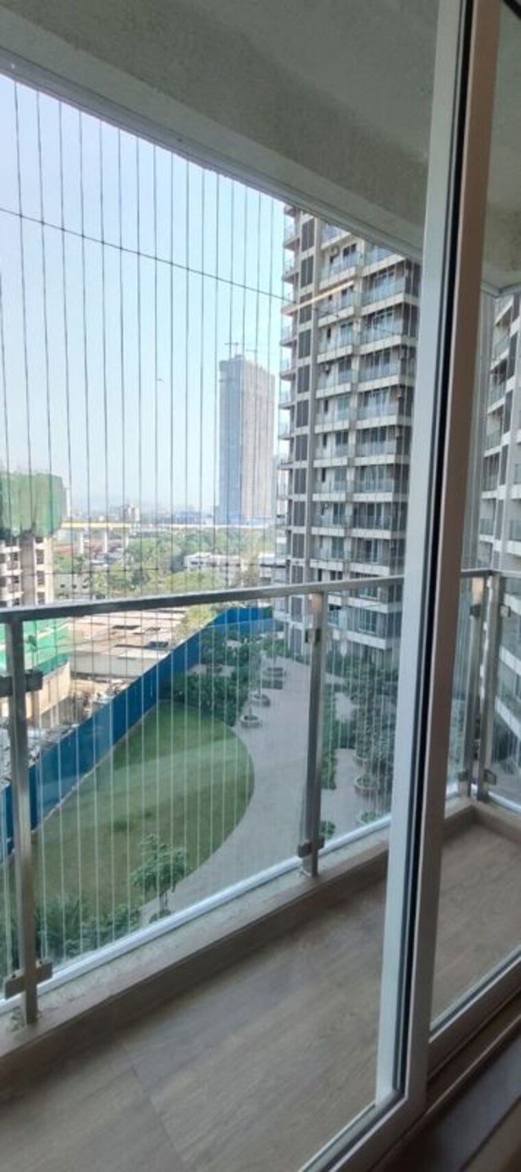 Balcony, viviana-mall 3 Bedroom 1200 Sq.Ft. Apartment In Eastern Express Highway Thane 10242811