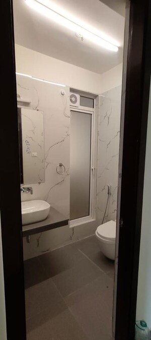 Bathroom in 3 BHK Apartment at Viviana Mall, Eastern Express Highway – for Rent