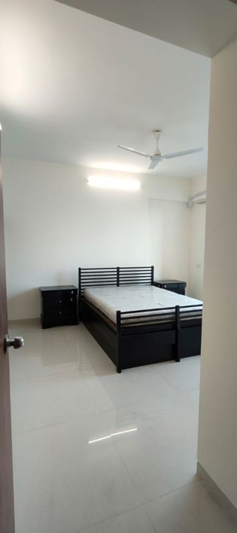 Bedroom, viviana-mall 3 Bedroom 1200 Sq.Ft. Apartment In Eastern Express Highway Thane 10242811